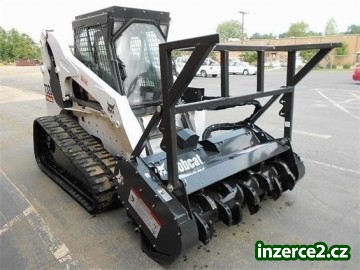 Bobcat T320 Smykem řízené nakladače_1 425202_1.jpg