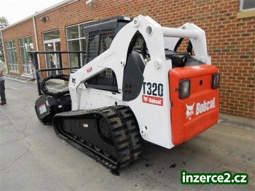 Bobcat T320 Smykem řízené nakladače_2 427157_2.jpg