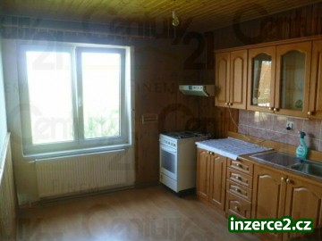 Byt 3+1, 90m2, zahrada 300m2, garáž, Panenské Břežany_1 427261_1.jpg