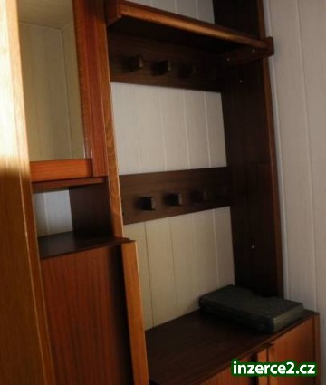 Prodám předsíňový nábytek_2 428745_2.jpg