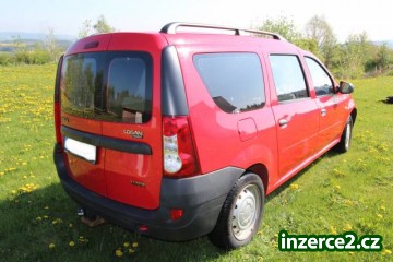 Kombi Dacia Logan MCV 1,4 2007_2 428831_2.jpg