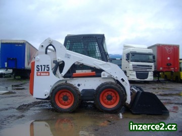 Bobcat S175 smykový nakladac_2 431451_2.jpg