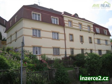 Pronájem bytu 1+kk (32m2), Praha 5, ul. Na Konvářce_1 432056_1.jpg