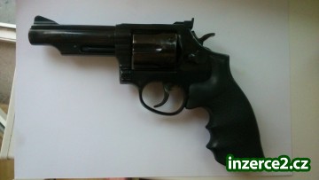 Taurus 83S_1 433614_1.jpg