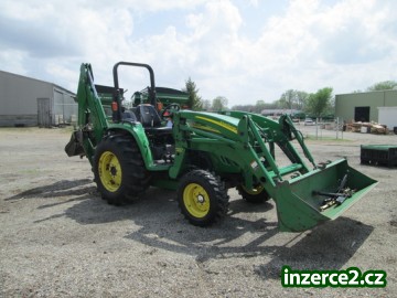 John Deere 4720 s celním nakladacem_2 434522_2.jpg