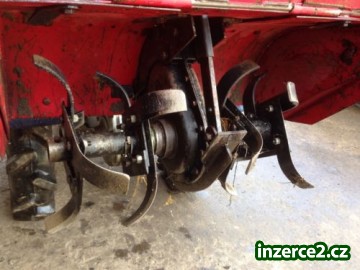 Plne funkcni rotovator Honda 72O-F_2 435723_2.jpg