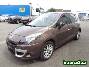 Renault Scenic dCi_1 438116_1.jpg