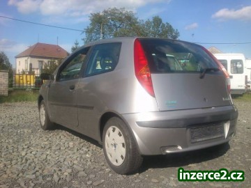Fiat Punto 1.2 8V_2 439258_2.jpg