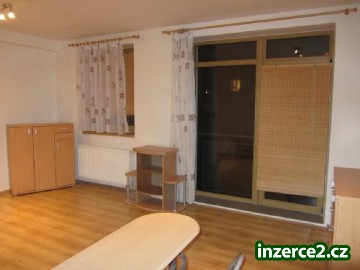 Pronájem bytu 1+kk v Hradci Králové, Malšovicích_1 439823_1.jpg