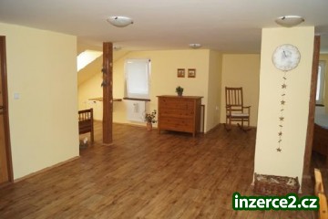 Prodej rodinného domu ve Stěžírkách u Hradce Králové_2 440119_2.jpg