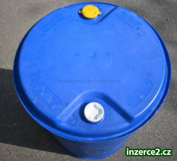 Plastový 200 L sud na vodu, na molo, uzavíratelný_2 441735_2.jpg