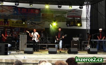 GREEN DAY Revival_1 442983_1.jpg