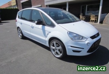 Ford S-Max 2.0 MPV poškození vozidla_1 443384_1.jpg