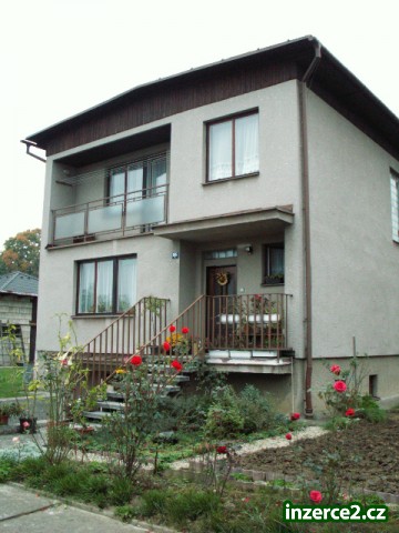 Rodinný dům 4+1 s garáží a zahradou v Dolním Třešňovci_1 445620_1.jpg