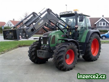 Fendt 412 Vario s celním nakladacem_1 446715_1.jpg