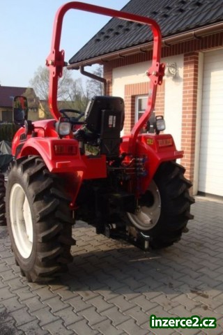 Malotraktor CRONIMO Dong-Feng 404, nový_2 446716_2.jpg