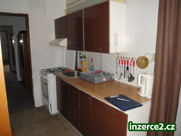 Pronájem bytu 2+1 v Hradci Králové na Moravském předměstí_1 447033_1.jpg