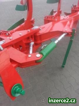 Neseny otočny pluh AgroMasz obracak3, 4,5 cena s DPH_2 447099_2.jpg