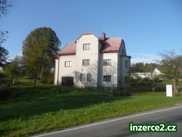 Prostorný rodinný dům se zahradou Ohnišov Dobruška_2 448013_2.jpg