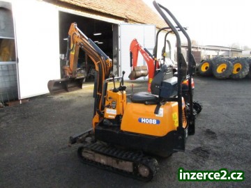 Hanix HO/8b - PLNĚ FUNKČNÍ STROJ_2 448775_2.jpg