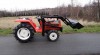 Traktor Hinomoto 267TN s nakladačem 448781_t.jpg