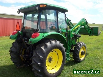 John Deere 5425 s čelním nakladačem_2 449722_2.jpg