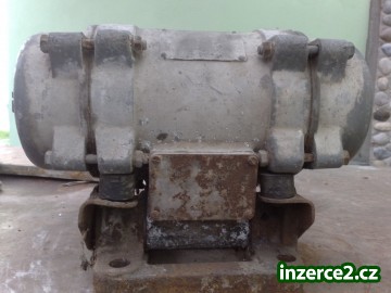 Prodám El. motor 380V 0.48 kW v monobloku s převodovkou_1 450125_1.jpg