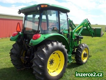 John Deere 5425 s čelním nakladačem_2 450601_2.jpg