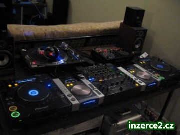 Zbrusu nový Yamaha Tyros 4 a PIONEER DJM 1000 6 CHANNEL MIXER_1 451607_1.jpg