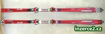 Prodám sjezdové PROFI-lyže ATOMIC B-RACE 9.28 / CHROME EDGE / Lyže jsou v super-stavu = málo jeté. / Vázání SALOMON EQUIPE S900 / Délka lyží je 203 cm /_1 452947_1.jpg