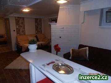 Pronájem bytu na Praze 6_2 454840_2.jpg