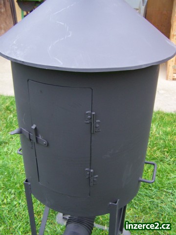 Udírna plechová -přenosná + dárek_2 455758_2.jpg
