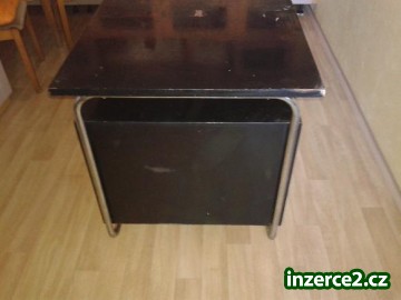 funkcionalistický psací stůl -30léta_2 455980_2.jpg