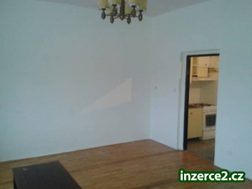 PRONÁJEM 2+1 Šternberk centrum 4500Kč 1patro_1 458393_1.jpg