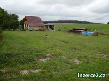 Prodej stavebního pozemku v obci Benátky_1 45948_1.jpg