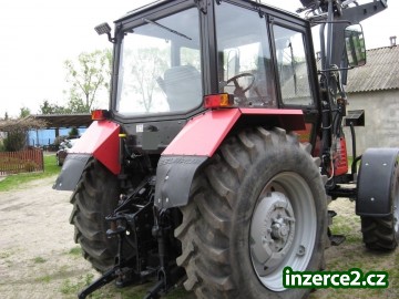 Belarus 95TRP s čelním nakladačem_2 462150_2.jpg