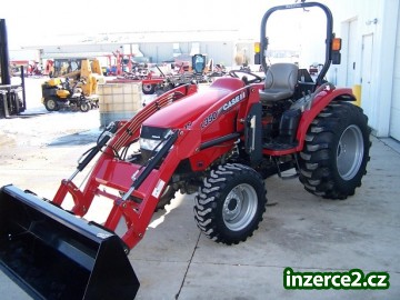 Case IH Farmall 45 s čelním nakladačem_1 462177_1.jpg