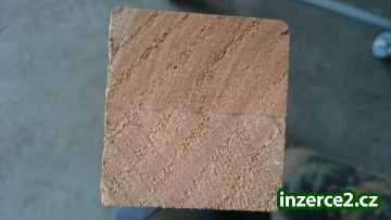 Prodám lepené čisté hranoly z třešňového dřeva 46x46 mm délka od 0,7 do 1,3 m 2m3_2 463627_2.jpg