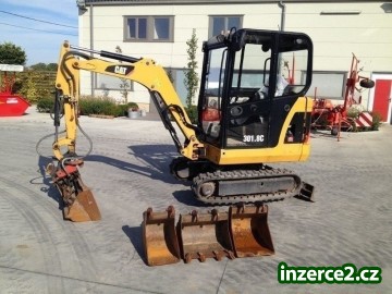 Minibagr CAT 301.8C_1 464058_1.jpg
