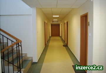 Pronájem kanceláří, Olomouc, Holice_1 466079_1.jpg
