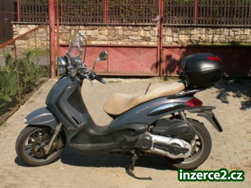 Skůtr Piaggio Beverly Cruiser 500 ie_1 466841_1.jpg