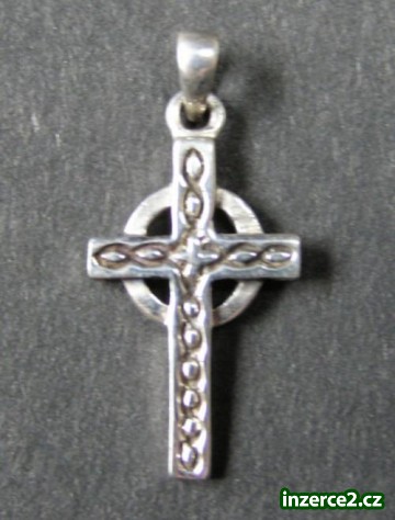 Malý keltský křížek - stříbrný přívěsek_1 46708_1.jpg