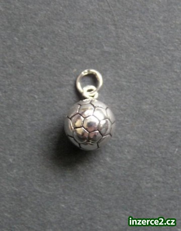 Fotbalový míč - stříbrný přívěsek_1 46741_1.jpg