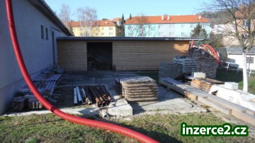 Bílé a pálené cihly chodníková dlažba_2 467548_2.jpg
