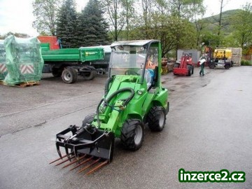 Kommunaltraktor Avant 528 K_1 468922_1.jpg