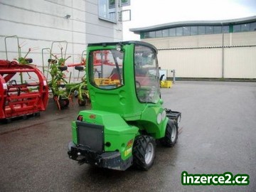 Kommunaltraktor Avant 528 K_2 468922_2.jpg