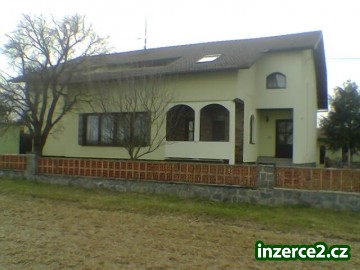 Pronájem krásného bytu v Rychtářově 160m2 s bazén._1 469712_1.jpg