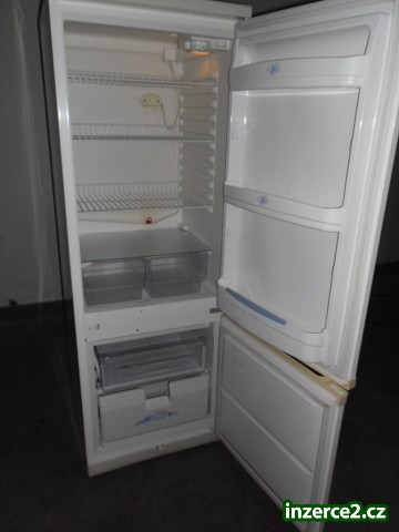Prodám kombinovanou chladničku Whirlpool_2 469855_2.jpg