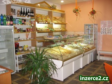 Vitríny - pekařské ( luxusní z dovozu )_2 470651_2.jpg