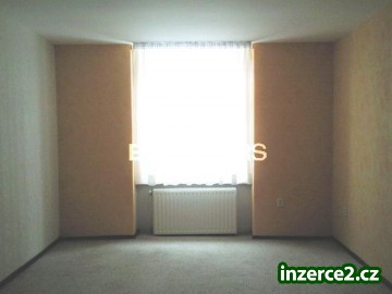 Prodej bytu 3+1 v centru Karlových Varů_2 47133_2.jpg
